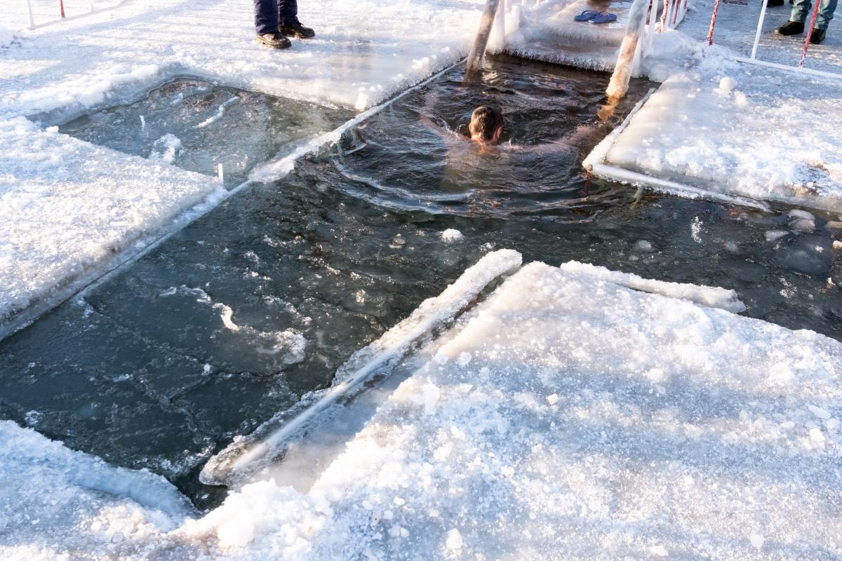 З Водохрещем Господнім картинки / фото ua.depositphotos.com З Водохрещем Господнім картинки / фото ua.depositphotos.com