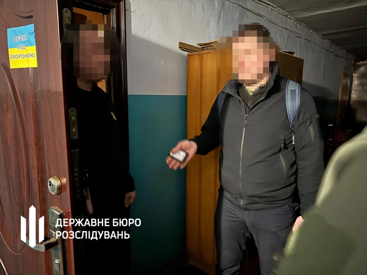 Затримання колишнього командира бригади / фото ДБР Затримання колишнього командира бригади / фото ДБР