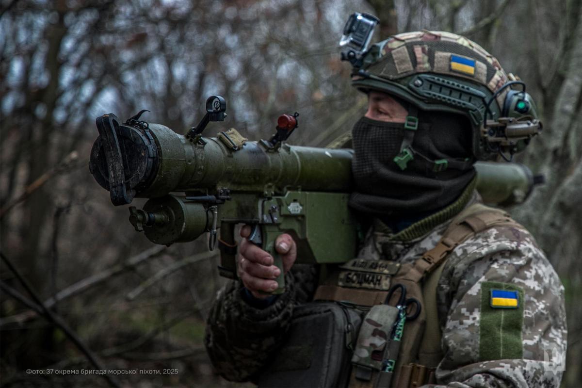 У Часовому Яру і Торецьку точаться міські бої, - 'Хортиця'