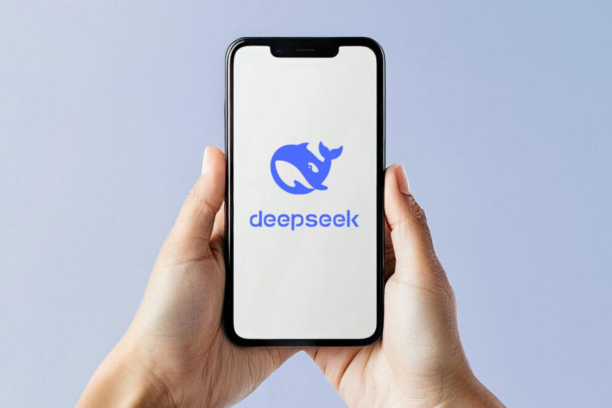 DeepSeek-R1 стала топовим застосунком в рейтингу App Store / фото Creative Commons DeepSeek-R1 стала топовим застосунком в рейтингу App Store / фото Creative Commons