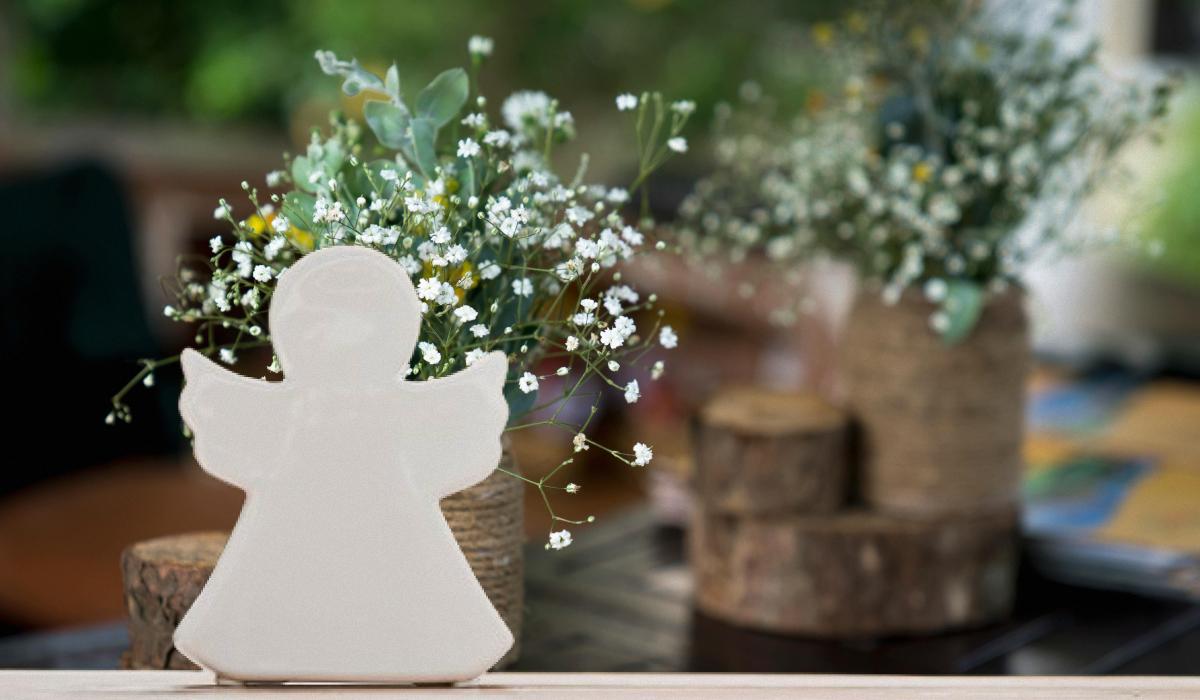 Іменинникам сподобається красива листівка / колаж УНІАН, фото pexels, pixabay