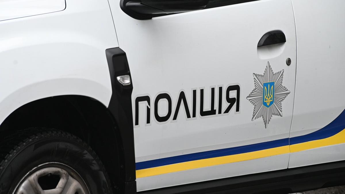 Також поліція встановлює особи й інших нападників / фото facebook.compolice.polt Також поліція встановлює особи й інших нападників / фото facebook.compolice.polt