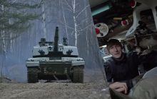З мультиваркою і туалетом: танкісти показали, як влаштований Challenger 2 (відео)