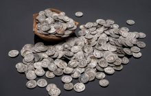 В Англии нашли более 1300 монет, захороненных во времена правления императора Нерона