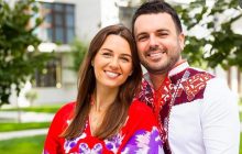 Дружина Григорія Решетніка розповіла про залицяння прихильниць до її чоловіка: "Телефонували о другій ночі"