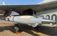 Индия вооружила МиГи аэробаллистическими ракетами: в Defense Express объяснили, сможет ли так Украина