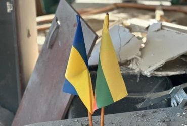 Армія РФ обстріляла консульство Литви у Херсоні (фото)