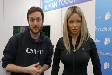 Почти не отличить от человека: представлен новый робот-гуманоид с поддержкой ChatGPT