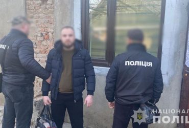Примушували платити за спокійне життя: на Одещині затримали смотрящего за Рені