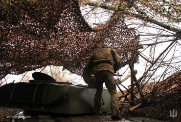 Тривають бої: в Хортиці спростували інформацію про втрату контролю над Торецьком