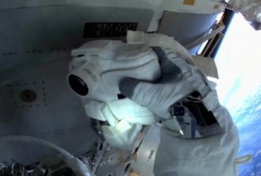 Через 7 місяців: астронавт NASA нарешті вийшла у відкритий космос (відео)
