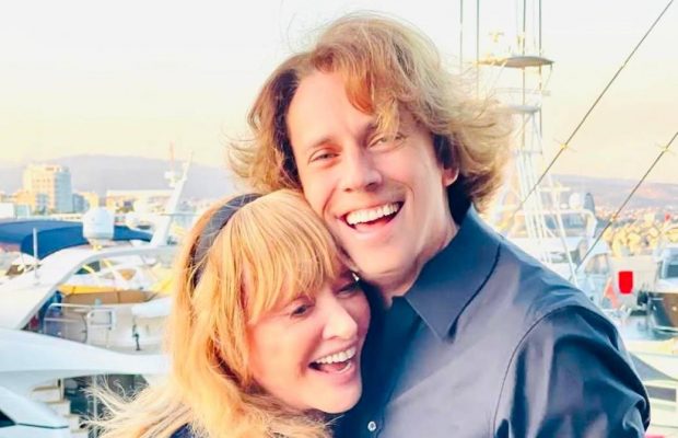 Максим Галкін показав танці з 75-річною Пугачовою біля ялинки (відео)