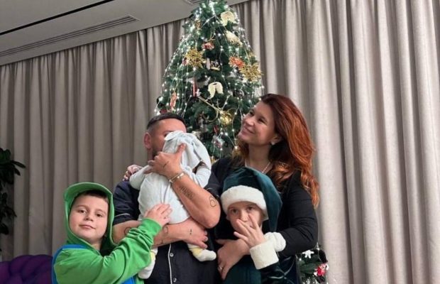 Дмитро Монатік показався з новонародженим сином (фото)