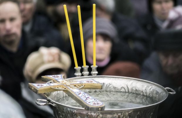 6 січня: церковне свято сьогодні, що не слід давати з дому цього дня