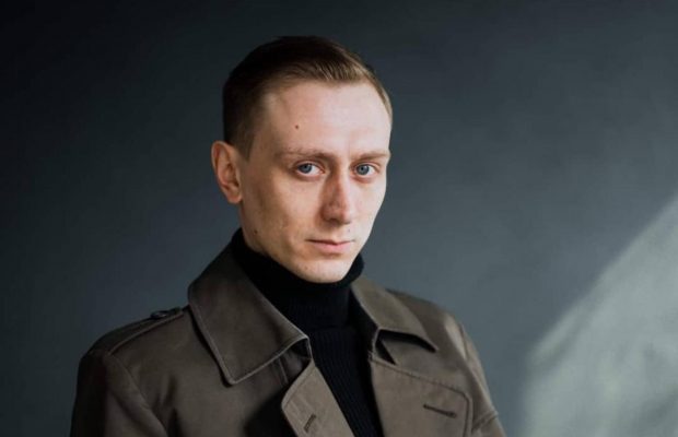 Відомий український актор відповів, скільки заробляє під час війни: "Гонорари впали"