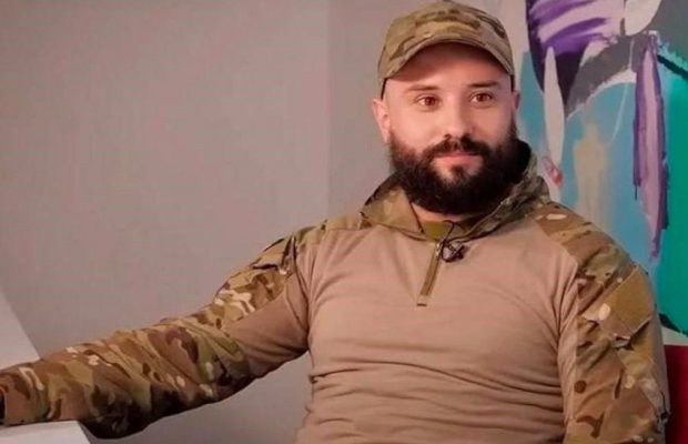 Зірка "Ліги сміху" розповів, хто йому врятував життя після важкого поранення на фронті