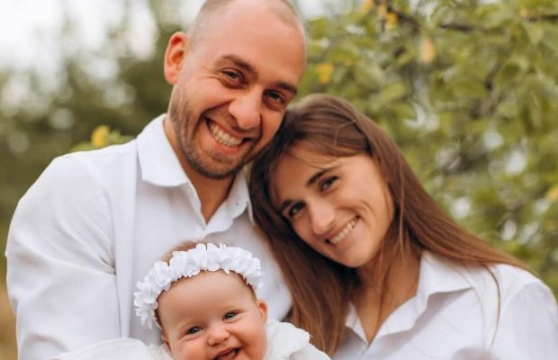 Відома українська блогерка Даша Євтух показала 8-місячну доньку (відео)