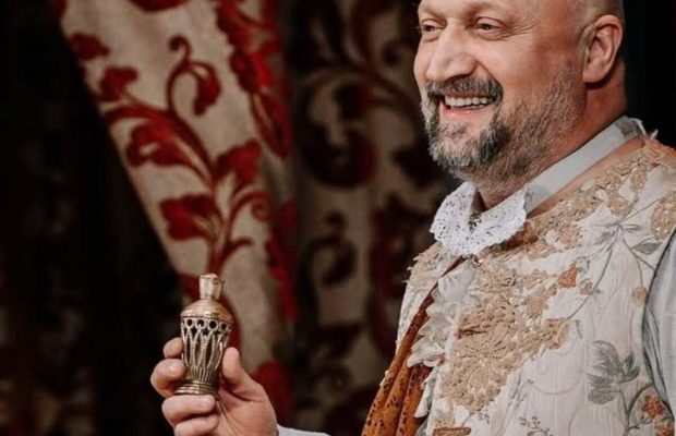 У машині відомого російського актора знайшли тіло порізаної жінки (фото)