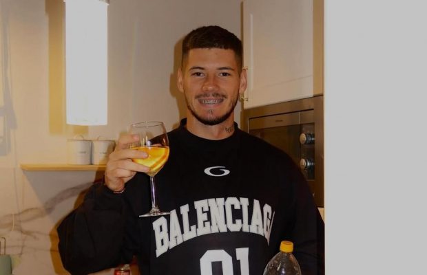 Волошин на тлі проблем з алкоголем оголосив, що йде з соцмереж та показав, як змінився