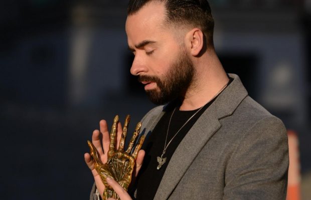 Мольфар розповів, що заборонено дарувати на День закоханих: можете втратити щастя