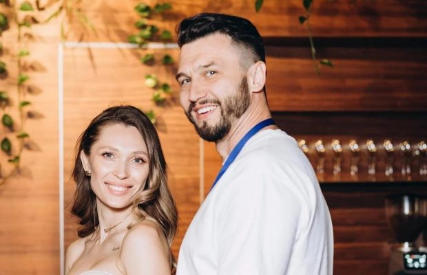 Відома українська акторка розкрила причину розлучення з чоловіком після 10 років шлюбу