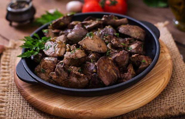 Добавляю всего одну щепотку: секрет идеально нежной куриной печени, которая тает во рту