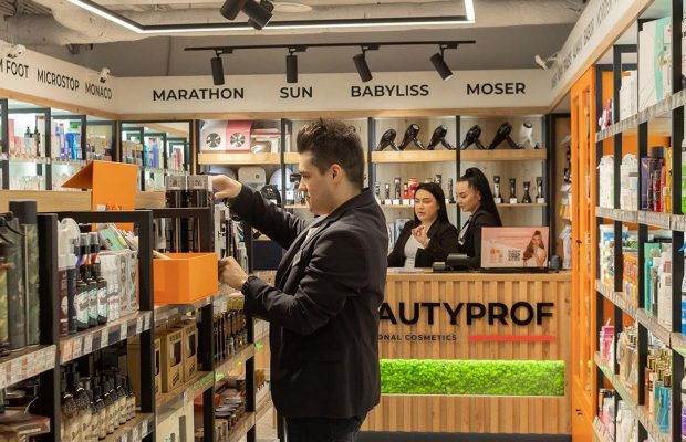 У столичному ТРЦ "Гулівер" відкривається новий магазин професійної косметики Beauty Prof