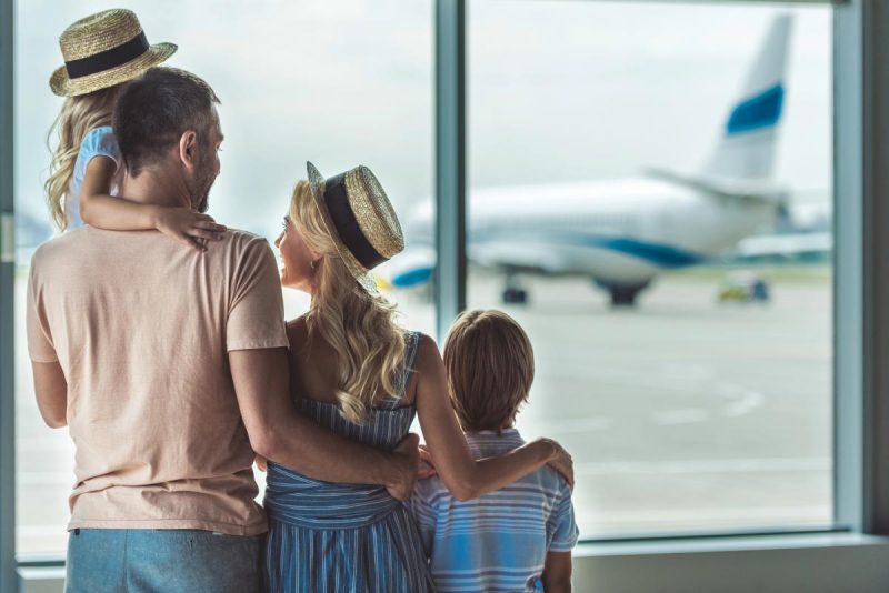 Блогерша рассказала, как найти деньги на отпуск для семьи с детьми / фото ua.depositphotos.com Блогерша рассказала, как найти деньги на отпуск для семьи с детьми / фото ua.depositphotos.com