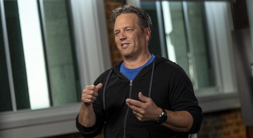 Xbox будет делать упор на игры, а не устройства, - глава Xbox Фил Спенсер