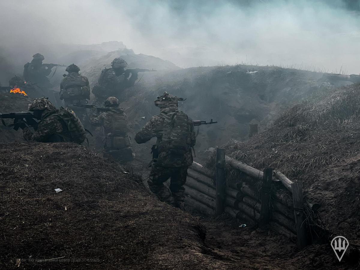За словами полковника, поєднання українського і західного досвідів не є недоліком / фото 199 навчальний центр ДШВ ЗСУ За словами полковника, поєднання українського і західного досвідів не є недоліком / фото 199 навчальний центр ДШВ ЗСУ