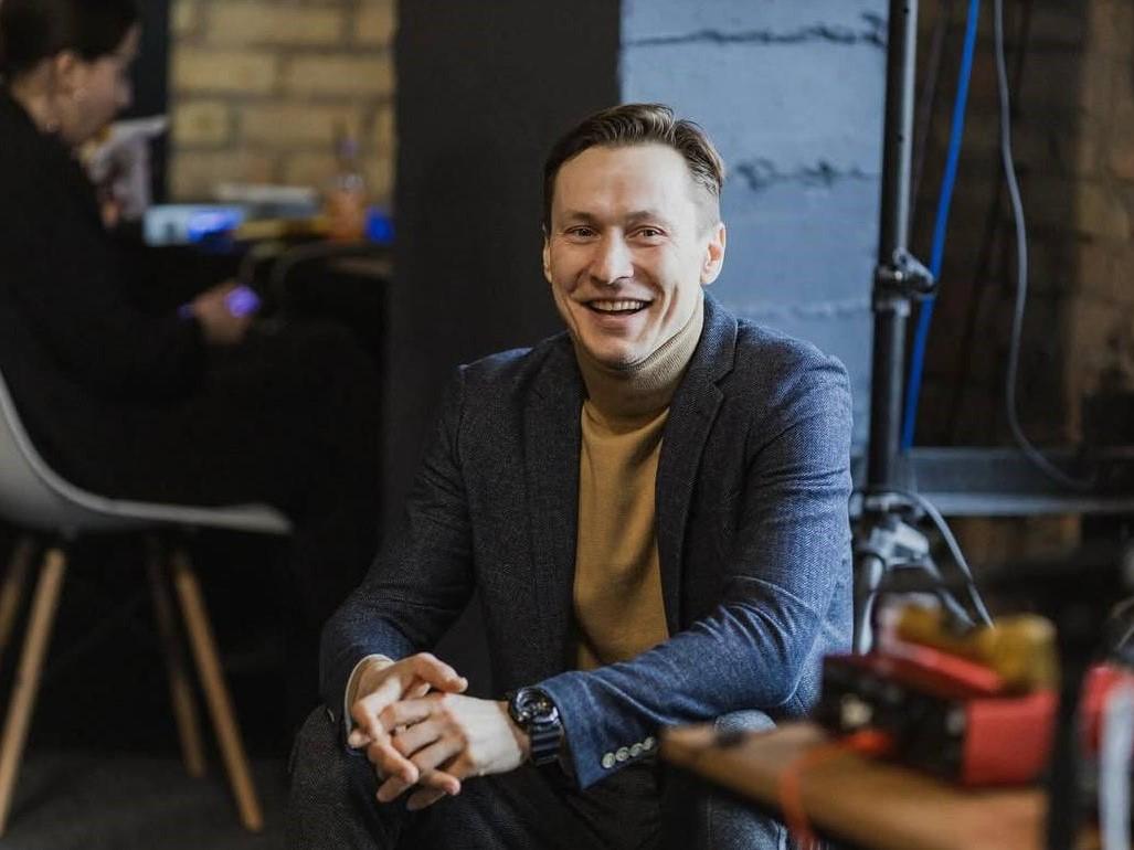 Константин Октябрьский рассказал, что произошло с его жильем после атаки россиян / фото инстаграм Константина Октябрьского Константин Октябрьский рассказал, что произошло с его жильем после атаки россиян / фото инстаграм Константина Октябрьского