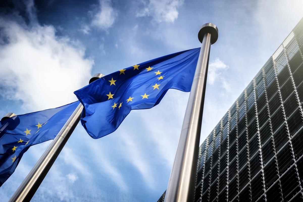 ЄС розглядає запровадження вторинних санкцій проти країн, які допомагають Росії обходити обмеження / фото ua.depositphotos.com ЄС розглядає запровадження вторинних санкцій проти країн, які допомагають Росії обходити обмеження / фото ua.depositphotos.com