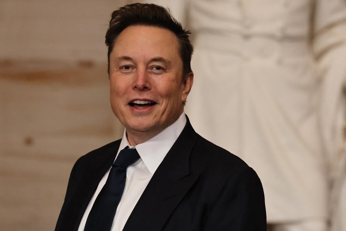 Совет директоров Tesla ищет нового гендиректора, который сменит Маска, - WSJ