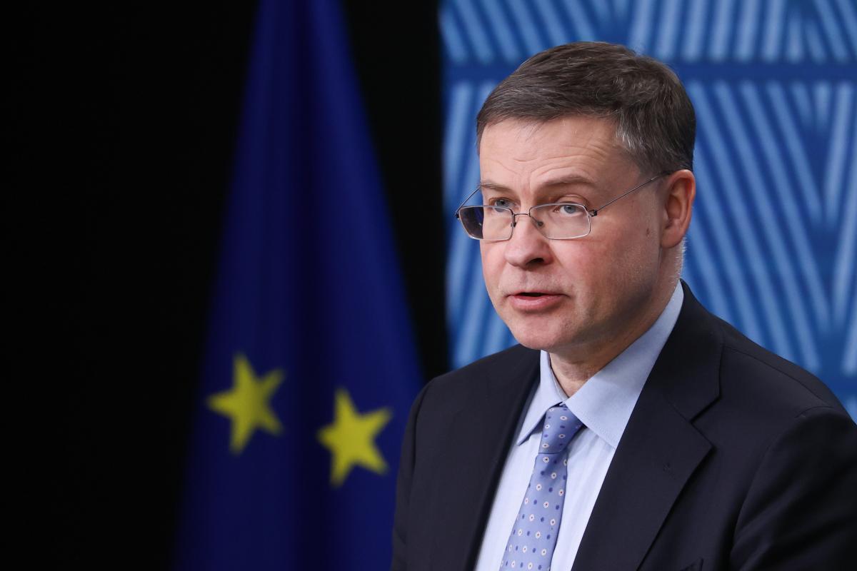 У ЄС зробили крок до надання Україні €90 мільярдів: коли надійде перший транш У ЄС зробили крок до надання Україні €90 мільярдів: коли надійде перший транш