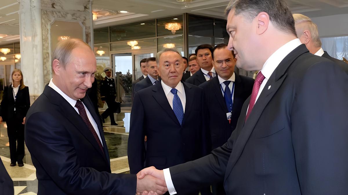 Порошенко называл Россию стратегическим партнером Украины / фото REUTERS Порошенко называл Россию стратегическим партнером Украины / фото REUTERS