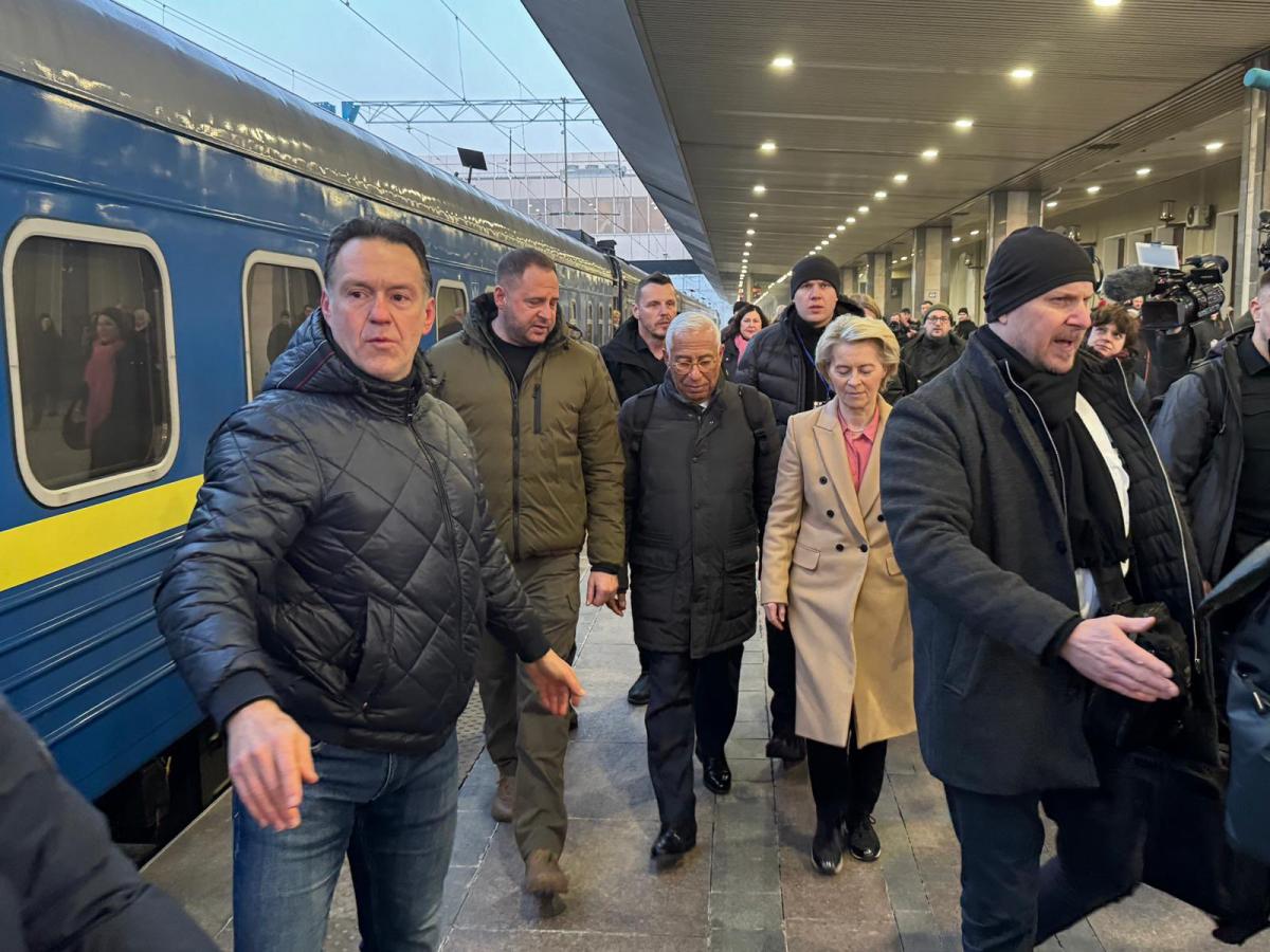 В Киев прибыли Кошта и Фон дер Ляйен / @eucopresident В Киев прибыли Кошта и Фон дер Ляйен / @eucopresident