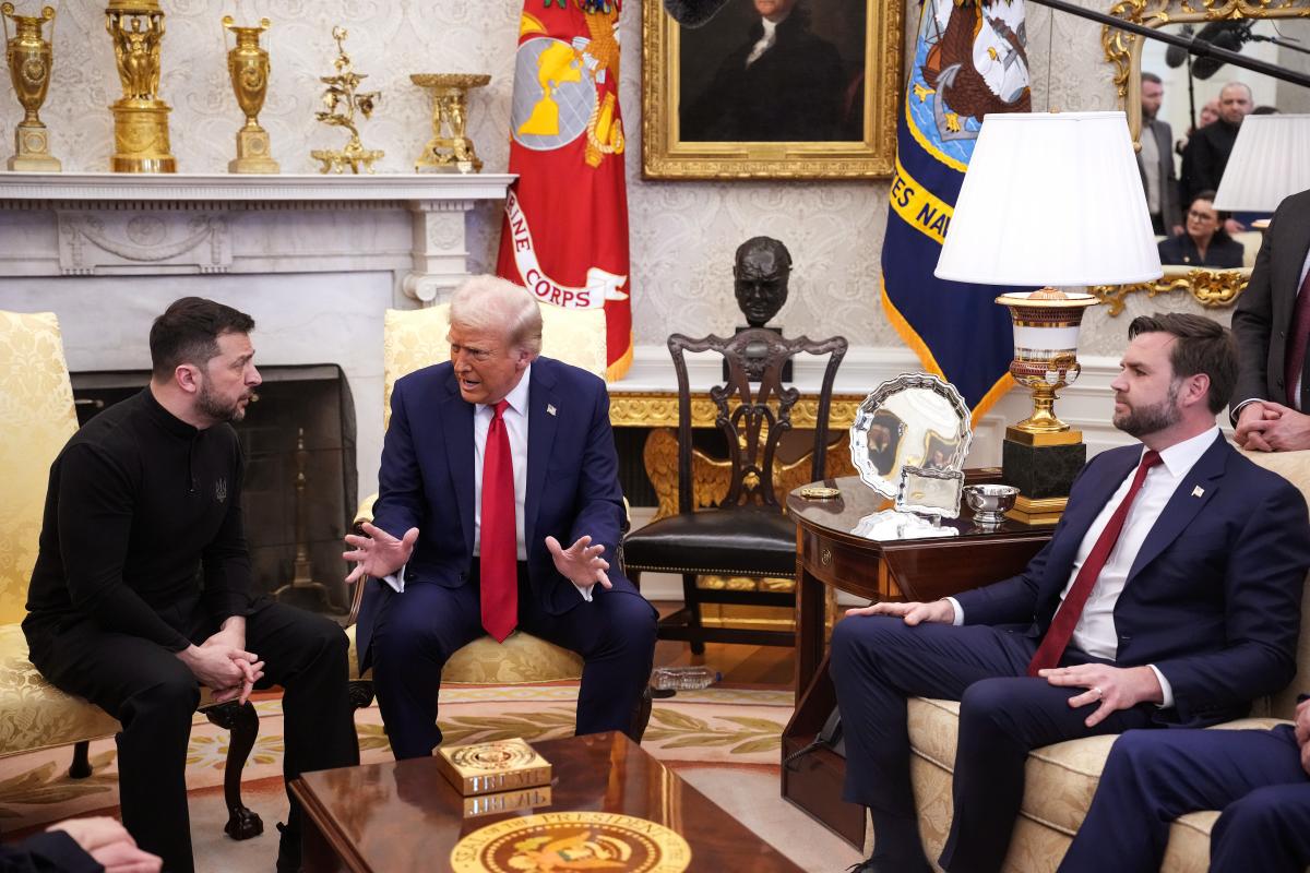У Трампа будут продолжать искать пути прекращения войны в Украине, говорят представители администрации США / фото Getty Images У Трампа будут продолжать искать пути прекращения войны в Украине, говорят представители администрации США / фото Getty Images