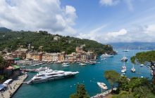 В італійському містечку відпочивали найбагатші люди світу, зокрема Маск: у чому його секрет