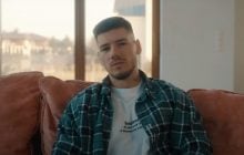 Уехавший за границу Волошин возглавил тренды YouTube: его песня самая популярная в Украине