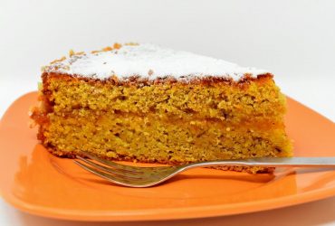 Як приготувати найсмачніший морквяний пиріг: пекарка назвала один секретний інгредієнт