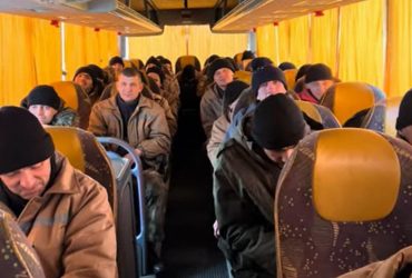 О чем рассказывают российские пленные перед обменом: показали видео