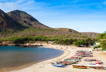 Названо острів, куди в лютому можна втекти від холодів за сонцем і морем