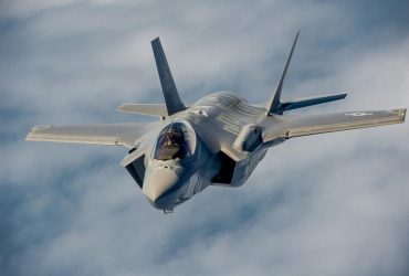 Су-57 ‎в прольоті‌‎: Трамп анонсував продаж Індії винищувачів F-35