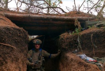 Фронт глазами военного: почему стоит посмотреть Реал Олега Сенцова