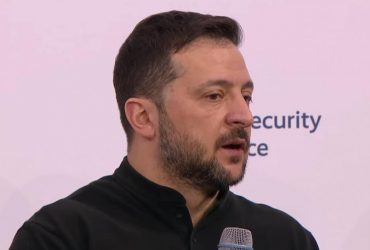 Я не зніму членство України в НАТО зі столу переговорів, - Зеленський