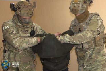 Кур’єра біля ТЦК у Кам’янці-Подільському підірвала російська агентура (фото)