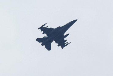 Появилось качественное фото украинского F-16 с полным набором вооружения