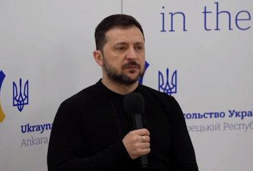 Повернення територій через дипломатію - це не здача інтересів України, - Зеленський