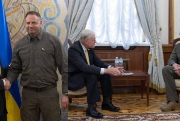 Келлог зустрівся з Єрмаком: керівник ОП розкрив деталі розмови