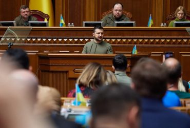 Рада підтримала постанову про демократію та легітимність Зеленського